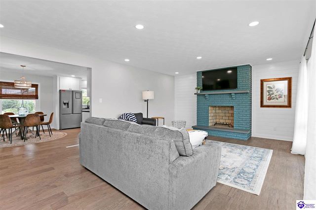 716 Bon Aire Drive, Elizabethtown, KY 42701