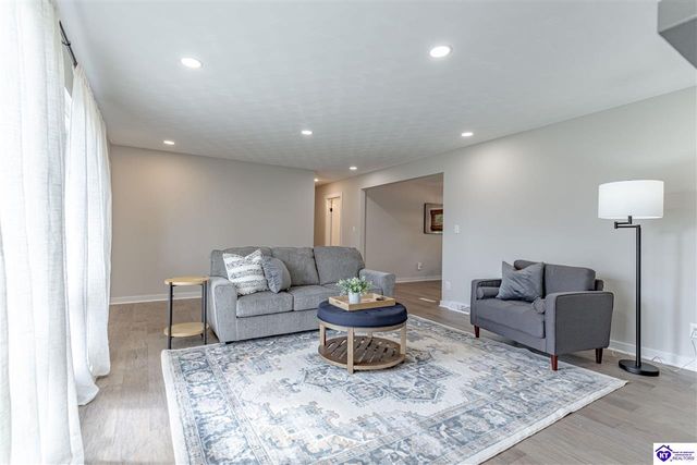 716 Bon Aire Drive, Elizabethtown, KY 42701