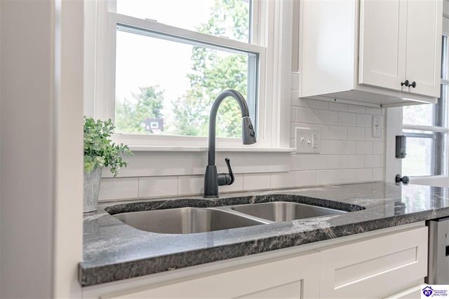 716 Bon Aire Drive, Elizabethtown, KY 42701