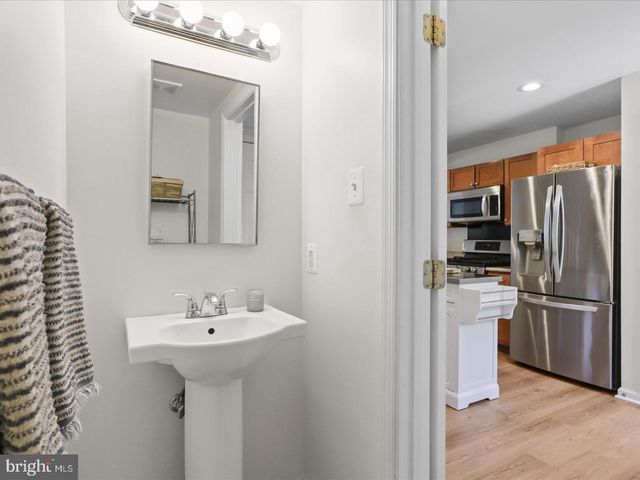 1407-A N. VAN DORN ST, Alexandria, VA 22304