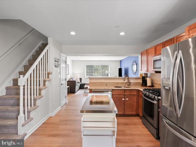 1407-A N. VAN DORN ST, Alexandria, VA 22304