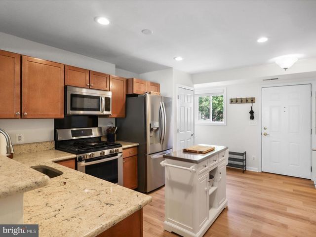 1407-A N. VAN DORN ST, Alexandria, VA 22304