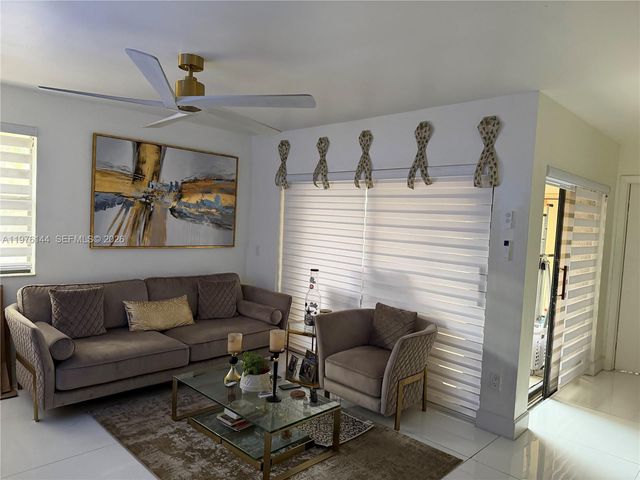 20170 NE 3rd Ct 6, Miami, FL 33179