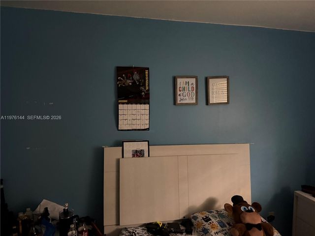 20170 NE 3rd Ct 6, Miami, FL 33179