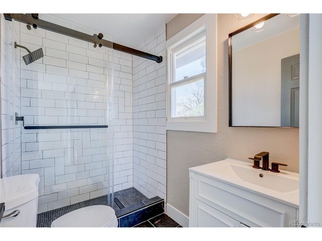 9418 Lou Dr, Thornton, CO 80260