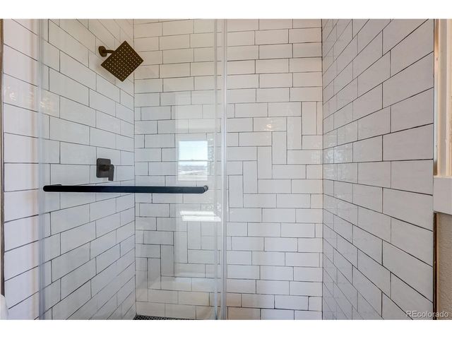 9418 Lou Dr, Thornton, CO 80260