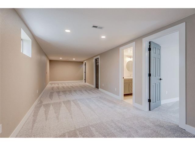 9418 Lou Dr, Thornton, CO 80260