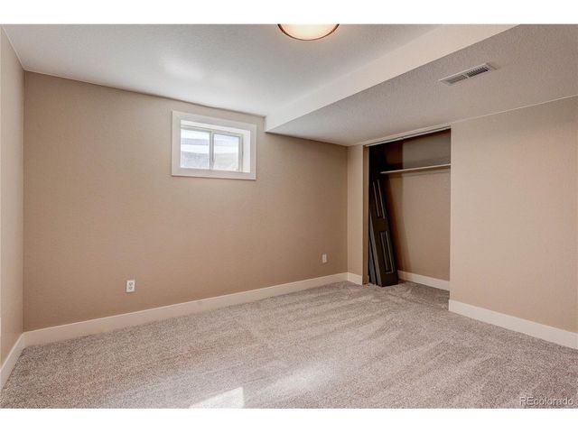 9418 Lou Dr, Thornton, CO 80260