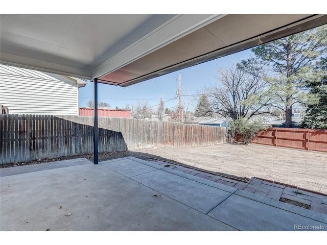 9418 Lou Dr, Thornton, CO 80260