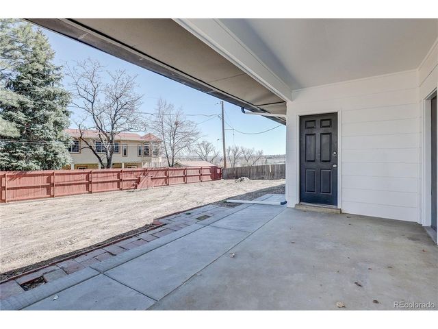 9418 Lou Dr, Thornton, CO 80260