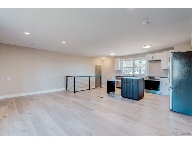 9418 Lou Dr, Thornton, CO 80260