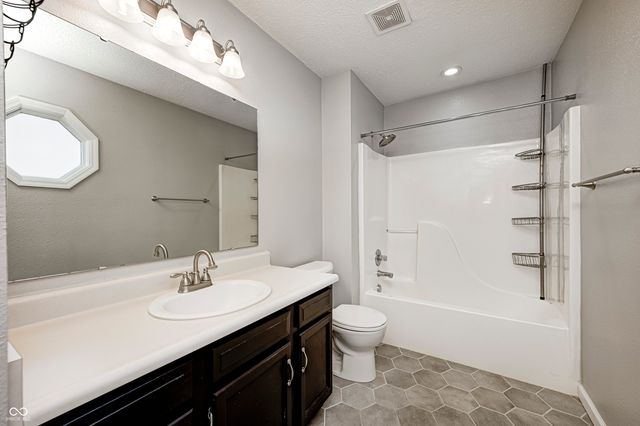 9 Lynn Court, Pittsboro, IN 46167