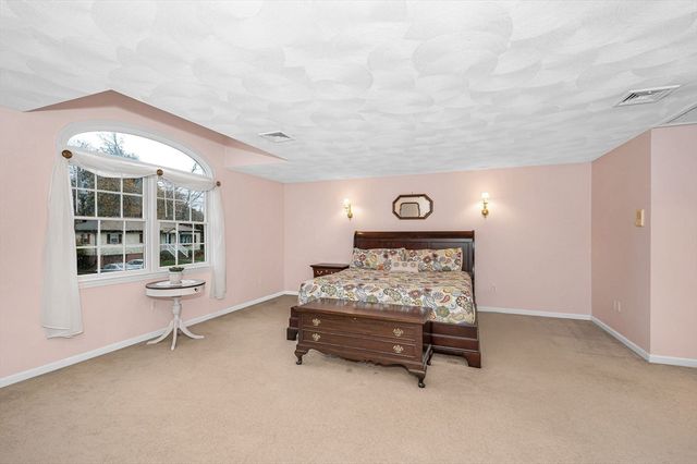 24 Perley Ave, Peabody, MA 01960