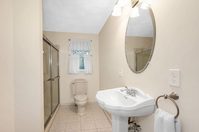 24 Perley Ave, Peabody, MA 01960