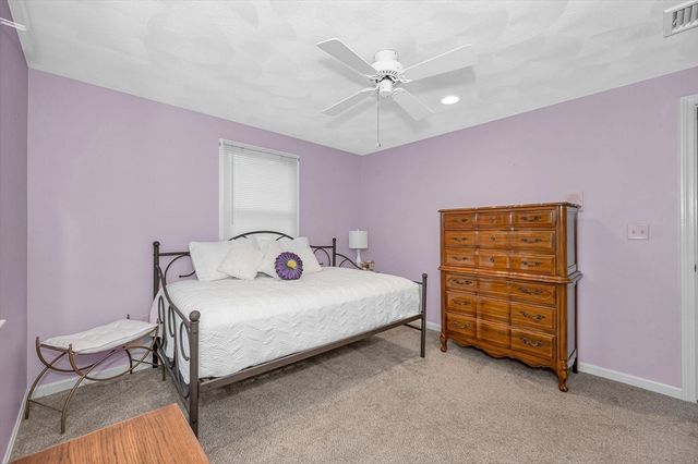 24 Perley Ave, Peabody, MA 01960