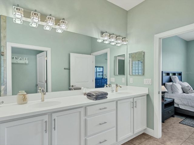 10424 CROOKED CREEK DRIVE, Venice, FL 34293