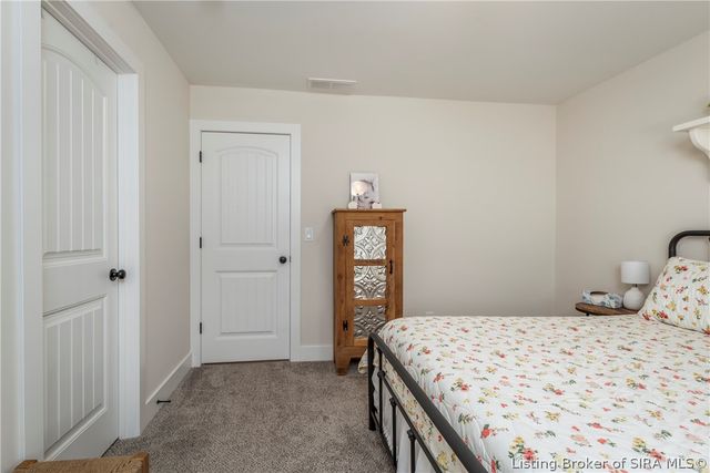 5543 Limestone Creek Drive, Charlestown, IN 47111