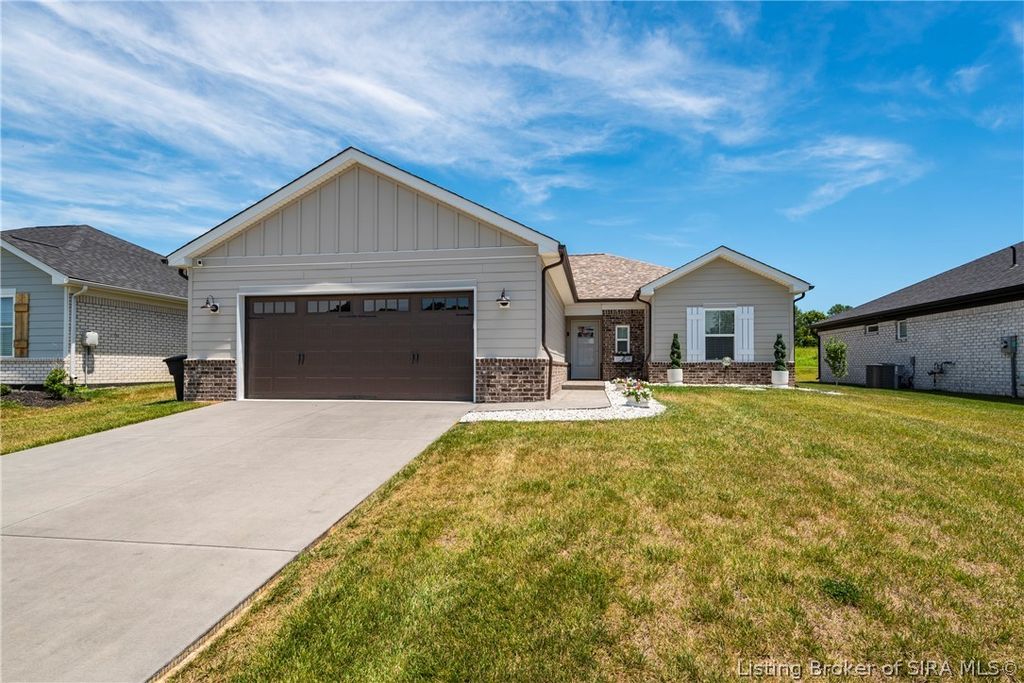 5543 Limestone Creek Drive, Charlestown, IN 47111