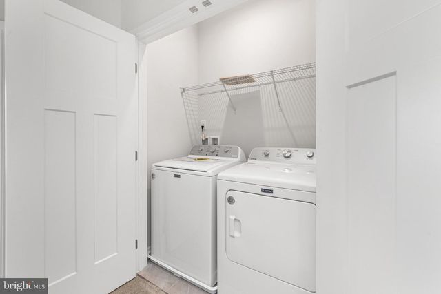 82 HUNTERS DR, Gilbertsville, PA 19525