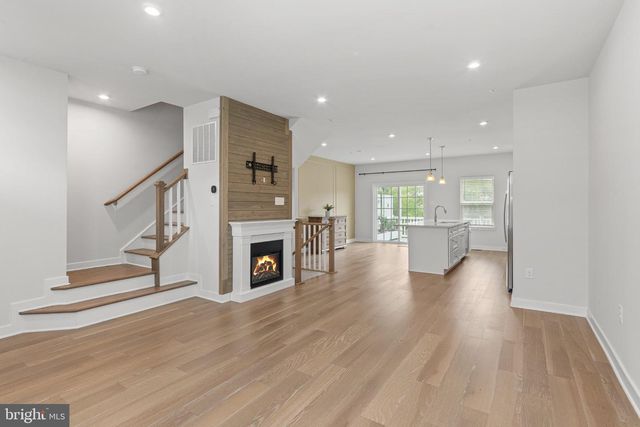 82 HUNTERS DR, Gilbertsville, PA 19525