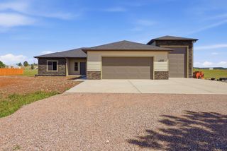 6490 ANDERSON RD, Summerset, SD 57718