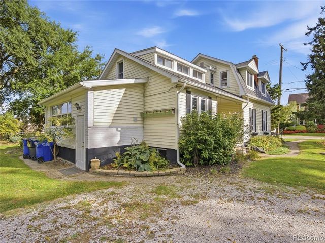 5815 Chicago Road, Warren, MI 48092