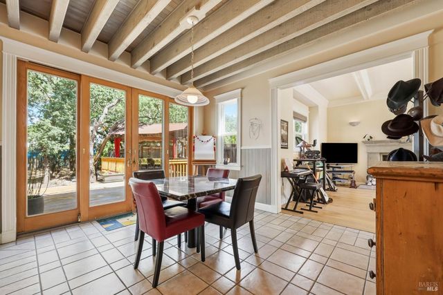 218 Grove St, Windsor, CA 95492