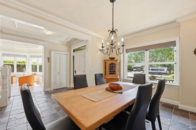 218 Grove St, Windsor, CA 95492