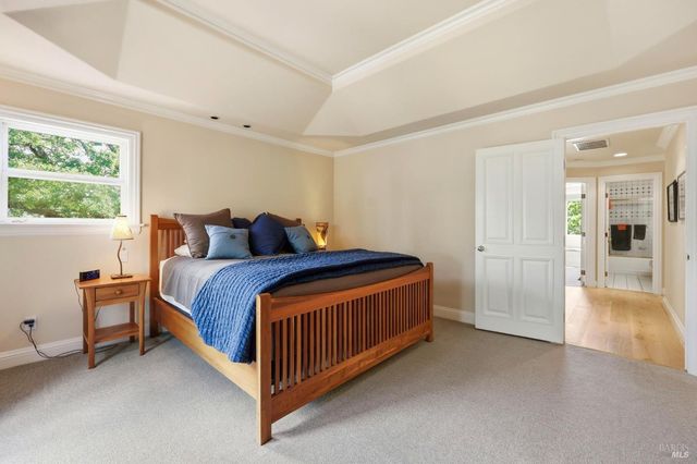 218 Grove St, Windsor, CA 95492