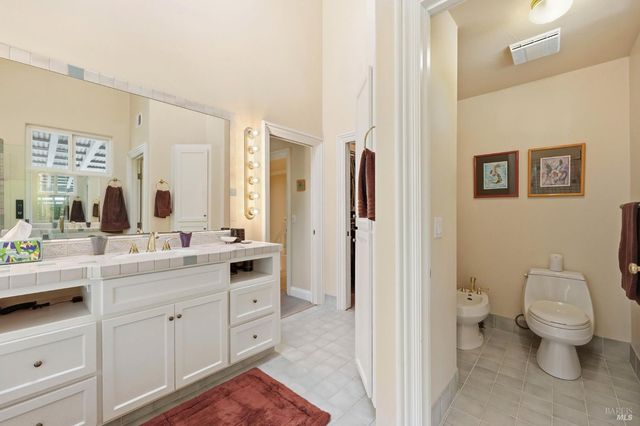 218 Grove St, Windsor, CA 95492