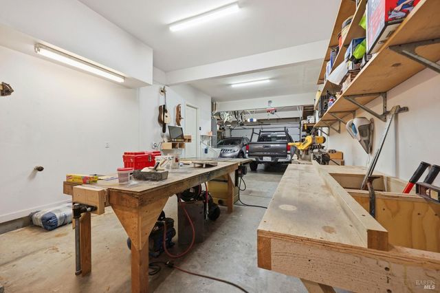 218 Grove St, Windsor, CA 95492