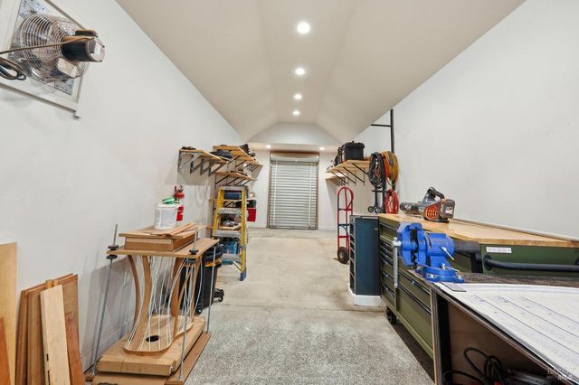 218 Grove St, Windsor, CA 95492