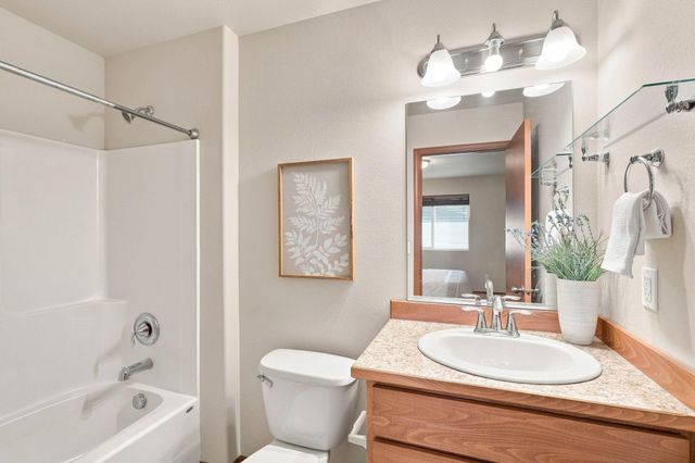 1509 W Trinity Ave, Spokane, WA 99208