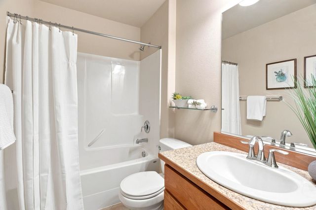 1509 W Trinity Ave, Spokane, WA 99208