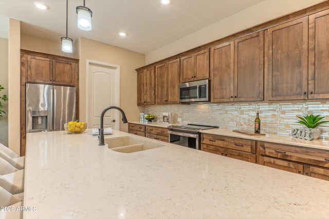 16949 W CYPRESS Street, Goodyear, AZ 85395