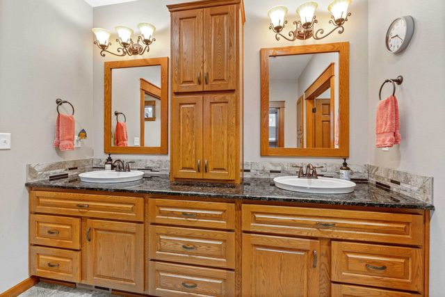 1615 S Lloyd Ln, Spokane, WA 99212