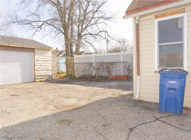 5416 Stanard, Cleveland, OH 44103
