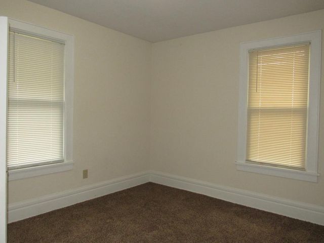 1124 N 17th St, Superior, WI 54880