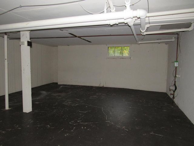 1124 N 17th St, Superior, WI 54880