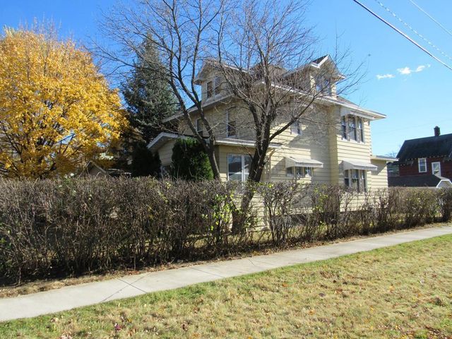 1124 N 17th St, Superior, WI 54880