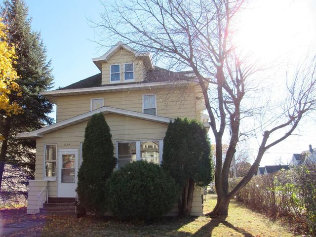 1124 N 17th St, Superior, WI 54880