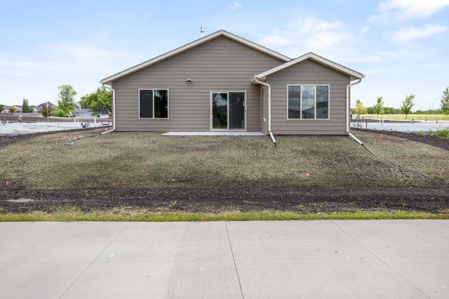 6456 Brekke Way S, Fargo, ND 58104