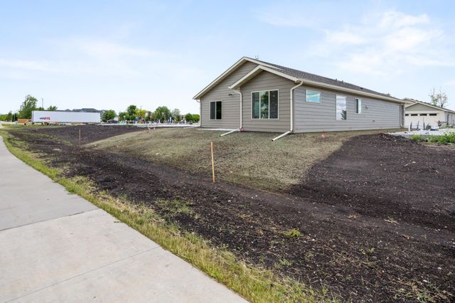 6456 Brekke Way S, Fargo, ND 58104