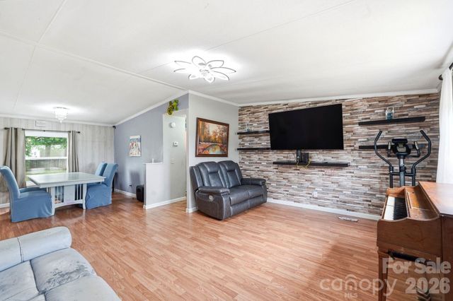 232 Summertree Drive, Troutman, NC 28166