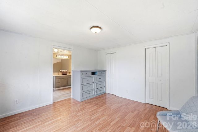 232 Summertree Drive, Troutman, NC 28166