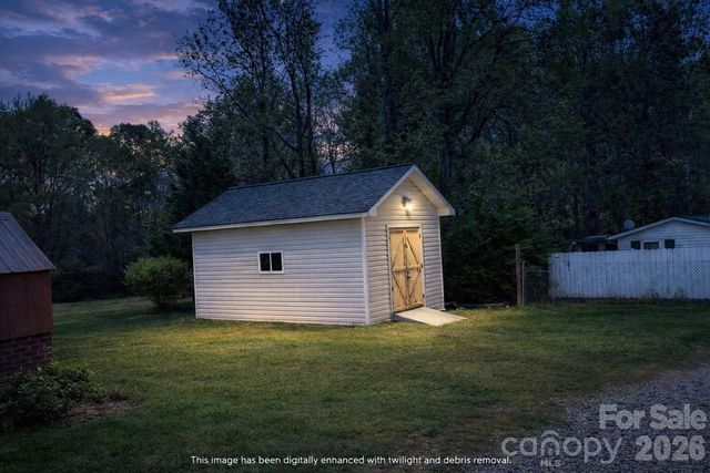 232 Summertree Drive, Troutman, NC 28166