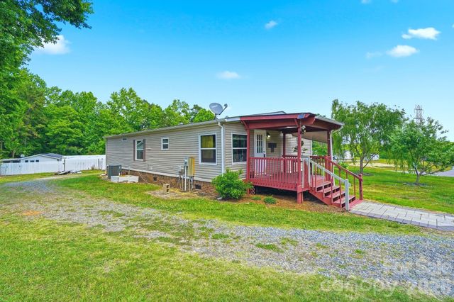 232 Summertree Drive, Troutman, NC 28166