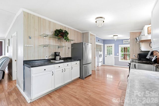 232 Summertree Drive, Troutman, NC 28166