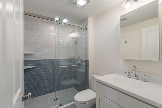 44 Floret Cir 44, Hingham, MA 02043