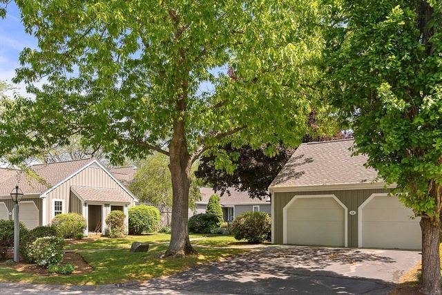 44 Floret Cir 44, Hingham, MA 02043